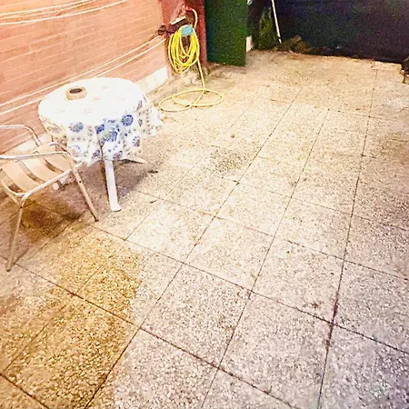 Apartment Benny House In The Park Close To Gemelli, Stadio Olimpico And Fl3 Station To S Peter And City Center